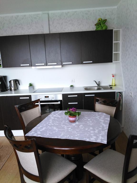 Gratarre Apartment Kuressaare Exterior photo